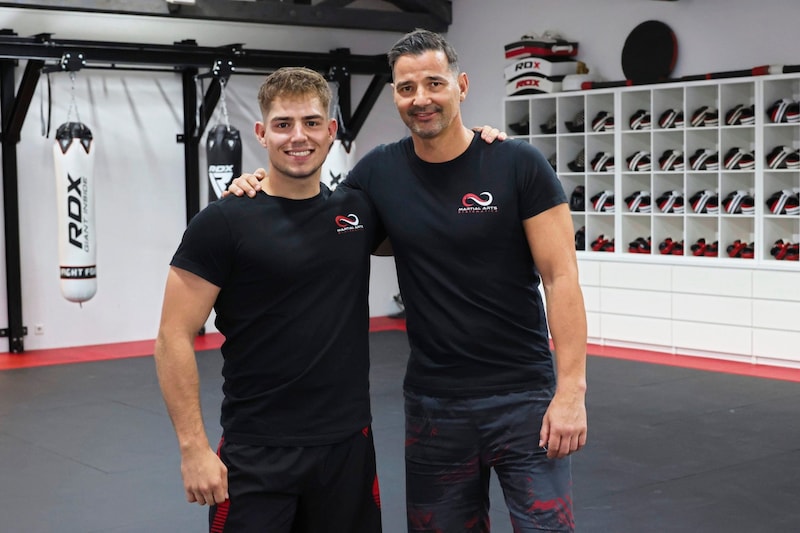 Andreas Brandstätter (right) has been training Tobias Mündler since he first joined the youth class. (Bild: Jauschowetz Christian)