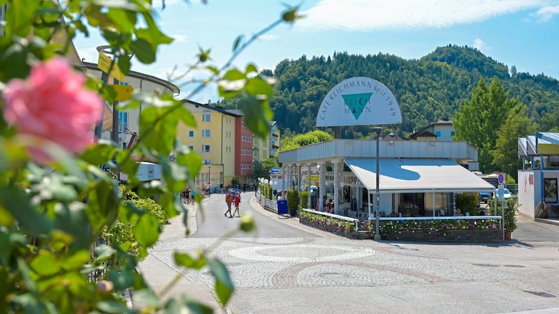 Das Café Reichmann besteht mittlerweile seit 75 Jahren im Herzen von Seelach. (Bild: Evelyn Hronek)