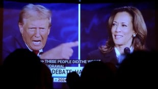 Hitzige TV-Debatte zwischen Donald Trump und Kamala Harris (Bild: APA/AP)