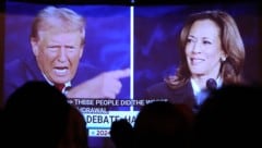 Hitzige TV-Debatte zwischen Donald Trump und Kamala Harris (Bild: APA/AP)