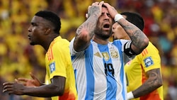 Große Enttäuschung bei Nicolas Otamendi und Co. (Bild: AFP/APA/Raul ARBOLEDA)