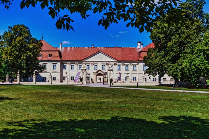 Das Schloss Marchegg lädt ein.
