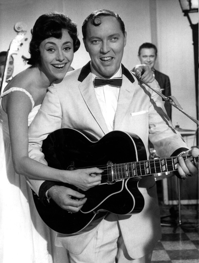 Caterina Valente mit Musik-Legende Bill Haley (Bild: APA Pool/dpa)