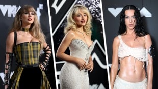 Taylor Swift, Sabrina Carpenter und Katy Perry sorgten bei den VMAs mit ihren Styles für großes Aufsehen. (Bild: AFP/GETTY IMAGES/Catherine Powell, Getty Images via AFP/Dimitrios Kambouris, Getty Images via AFP/Noam Galai)