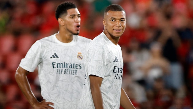 Mbappé (r.) and Bellingham will face Real in the Premier League today. (Bild: AFP/APA/OSCAR DEL POZO)