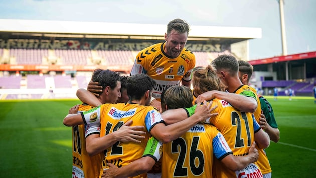 Neo-defense boss Sollbauer is only celebrating with Ried so far. (Bild: GEPA pictures)