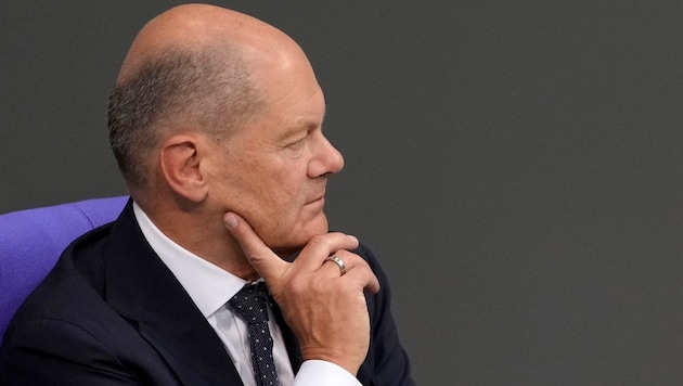 Olaf Scholz in der Krise: Auch unter den SPD-Wählern von 2021 ist der Rückhalt für den deutschen Kanzler gering. (Bild: AP/The Associated Press)