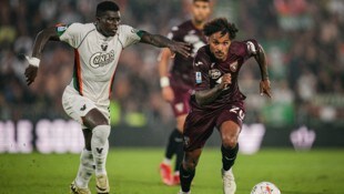 Valentino Lazaro (rechts) und seine „Stiere“ werden jetzt von Red Bull gesponsert. 