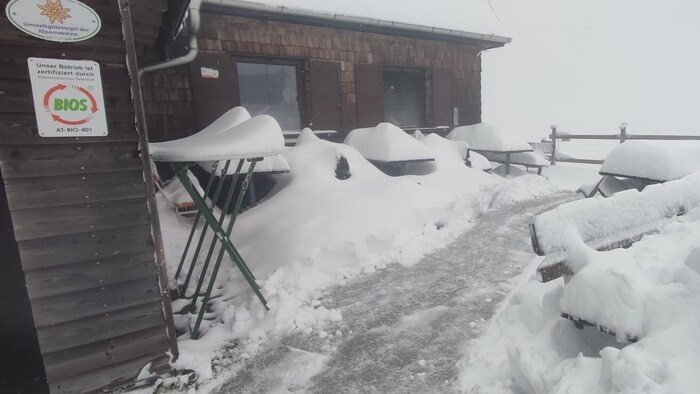 This is how it currently looks at the Hochleckenhaus