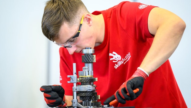 Car mechanic David Gschaar is on the hunt for medals in Lyon (Bild: Florian Wieser)