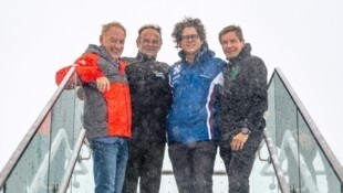 Dichtes Schneetreiben beim Branchentreffen am Dachstein: „Krone“-Geschäftsführer Gerhard ...