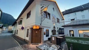 Baustellen-Container befinden sich derzeit vor dem „Chizzo“ in Kitzbühel.