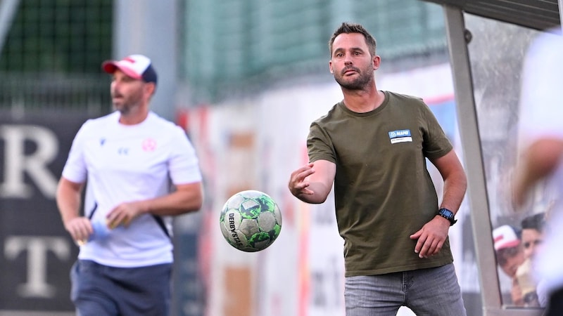 Trainer Gernot Messner will nicht von einem Pflichtsieg sprechen. (Bild: GEPA pictures)