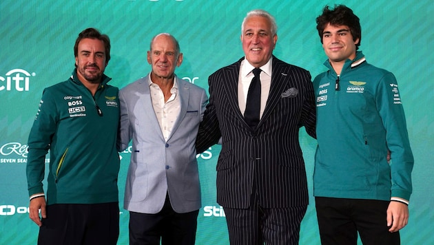 Fernando Alonso, Adrian Newey, Lawrence and Lance Stroll (from left to right) (Bild: ASSOCIATED PRESS)