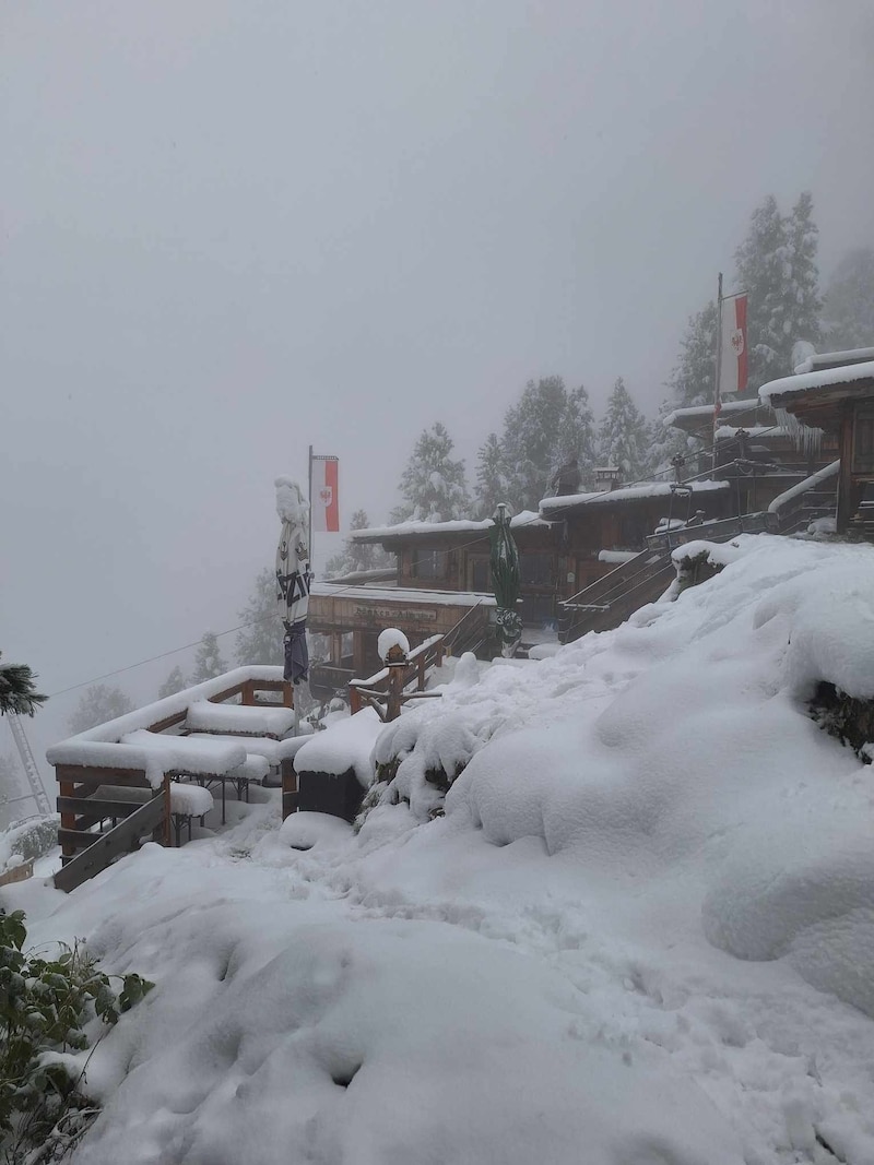 It is also white on the Bänkenalm in the Stubai. (Bild: zVg)