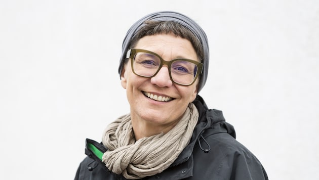 Elke Fitz hat im Jahr 2015 den Verein „Radeln ohne Alter“ gegründet. (Bild: Mathis Fotografie)