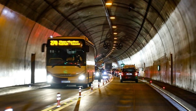 There were traffic jams in both directions again in the roadworks area. (Bild: Gerhard Schiel)