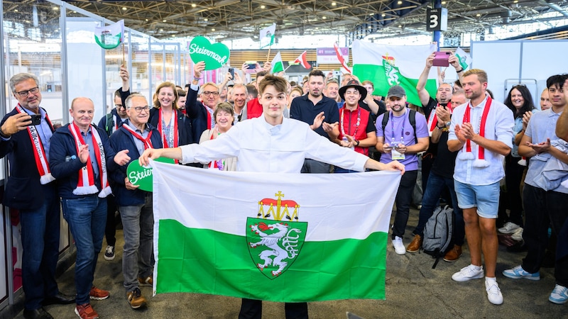 Chef Silvius Pink has four days of frying, cutting and flambéing behind him (Bild: Skills Austria/Max Slovencik)