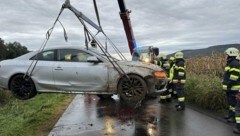 Einsatz für die Feuerwehren in der Südoststeiermark. (Bild: Freiwillige Feuerwehr Dirnbach)