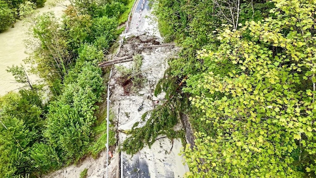 The Wiestal Landesstraße is still closed due to this mudslide. (Bild: Markus Tschepp)