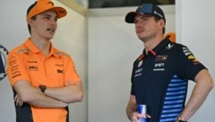 Oscar Piastri (li.) und Max Verstappen (Bild: Natalia KOLESNIKOVA)