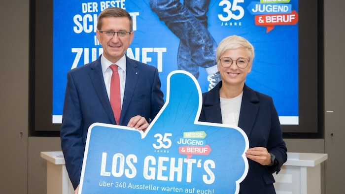 Die Vorfreude ist auch bei Wirtschaftslandesrat Markus Achleitner und Doris Hummer, Präsidentin ...