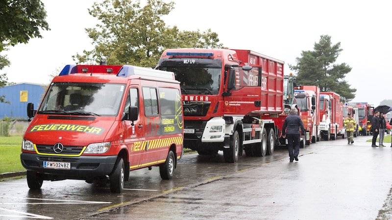 The Florianis made their way to Lower Austria with 16 vehicles. (Bild: Mathis Fotografie)