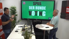 Patrick und Gunter analysieren die Unterliga. (Bild: JOMO KG)