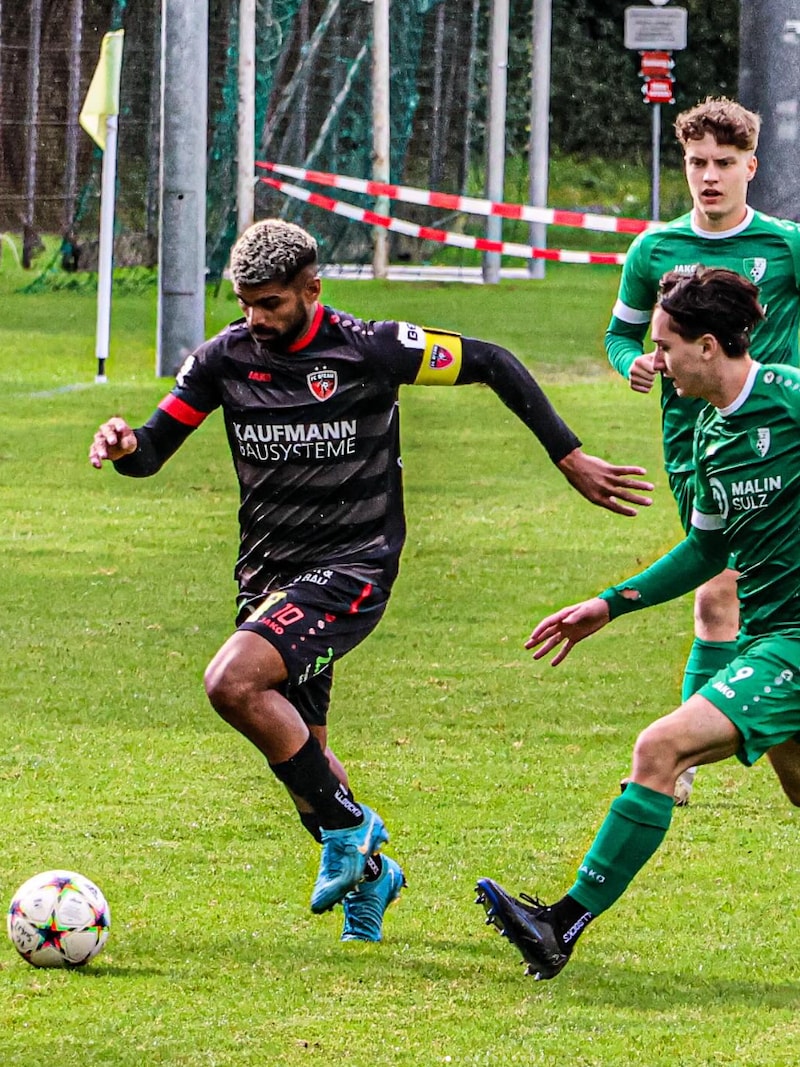 Bizau-Goalgetter Uelder Barbosa hält nach sechs Runden bei acht Toren – Liga-Bestwert! (Bild: FC Bizau)