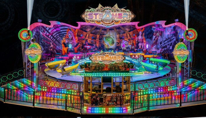 This time, the "Steamer" will be located on the attraction square next to the Marktinfo. 