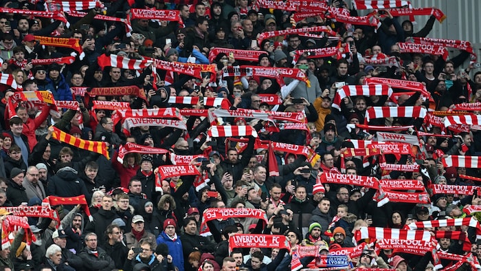 Was wohl die gewohnt kritischen Liverpool-Fans zu einem Einstieg von Jeff Bezos sagen würden?