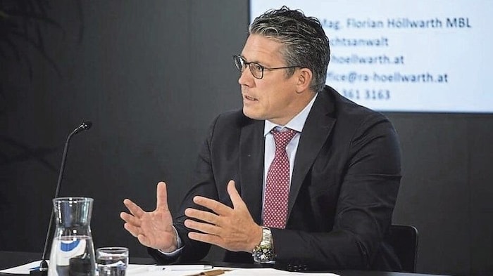 Anwalt Florian Höllwarth (li.) vertritt zwei der minderjährigen Opfer.
