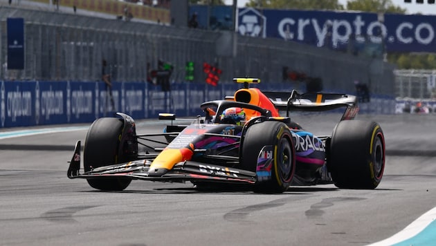 In Miami, Sergio Perez (pictured) and Max Verstappen went on the hunt for points in 2023 with special livery. (Bild: AFP/APA/ANGELA WEISS)