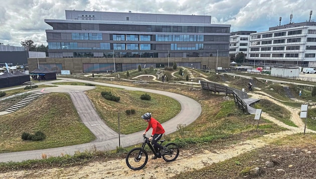 Der Bosch eTrail befindet sich direkt hinter dem Hauptquartier von Bosch eBike Systems in Reutlingen in Deutschland.  (Bild: Wallner Hannes)