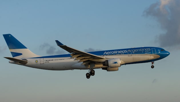 The strike by the Aerolinas Argentinas pilots has further repercussions for the ÖSV (Bild: BriYYZ)