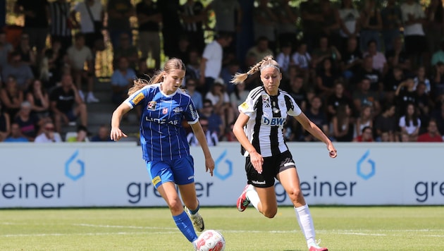 Das erste Erstliga-Derby gegen den LASK gewannen die Blau-Weiß-Frauen im August mit 3:1. (Bild: Scharinger Daniel/Pressefoto Scharinger © Laux Manfred)