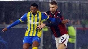 Eguinaldo, Stefan Posch 