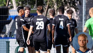 Bischofshofen jubelte, Switil (kl. Bild) traf bei seiner Rückkehr.