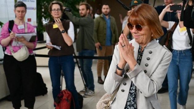 Das Opfer Gisèle Pelicot setzte sich dafür ein, den Prozess öffentlich zu verhandeln, um die grauenhaften Taten ihres Ex-Mannes sichtbar zu machen. (Bild: APA Pool/AFP)