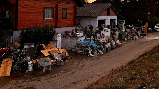 The traces of the devastating floods are being removed in the affected communities. There is still a lot to do everywhere. (Bild: Antal Imre)