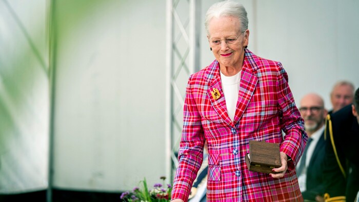 Margrethe am Montag bei einer Preisverleihung im Karen Blixen Museum in Rungsted – trotz ihrer ...