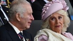 Charles & Camilla fühlen mit den Opfern der Flutkatastrophe in Mitteleuropa. (Bild: picturedesk.com/Dylan Martinez / PA)