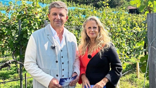 Hinter den Kulissen der Dreharbeiten für die Aufzeichnungen von „Starnacht – Das Beste aus der Wachau“ (Samstag, 20.15 Uhr, ORF 2) mit Hans Sigl und Barbara Schöneberger. (Bild: IP Media)