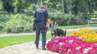 Seit Mitte Juli wurden bereits eineinhalb Kilo Kokain und knapp 400 Gramm Cannabis im Volksgarten sichergestellt. (Bild: Juergen Fuchs)