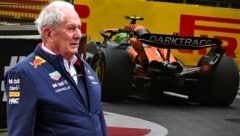 Für Helmut Marko (l.) hat McLaren die Grenze des Erlaubten überschritten. (Bild: AFP/APA/ANDREJ ISAKOVIC, GEPA Pictures)