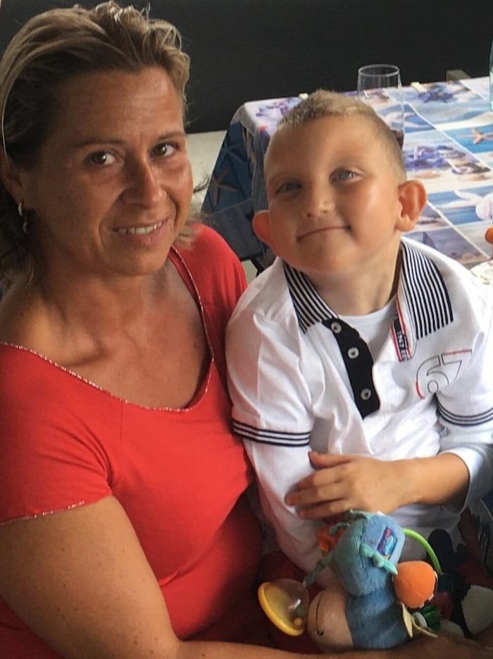 You can see it in his face: Alessandro feels safe with his mom