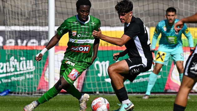 Seydou Diarra (l.) and Lustenau were unable to get the better of the young team from Graz. (Bild: GEPA/GEPA pictures)