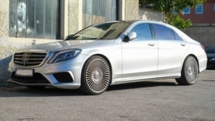 Der Mercedes S AMG wurde abgeschleppt und wird sicher verwahrt, bis über seine Zukunft entschieden ist. (Bild: Einöder Horst/Horst Einöder/Flashpictures)