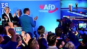 Jubel bei der AfD Brandenburg nach der Wahl im September des Vorjahres – nun gilt der Landesverband als „gesichert“ rechtsextrem. (Bild: APA/AFP/John MACDOUGALL)
