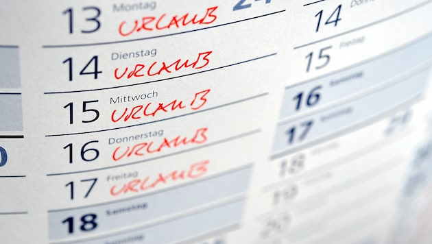 It's worth taking a look at the calendar! (Bild: stock.adobe.com/Nitschmann, Hans-Joachim)